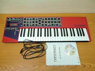 シンセサイザー
Clavia
NordLead3