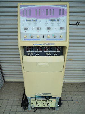 治療器
干渉低周波治療器
日本メディックス