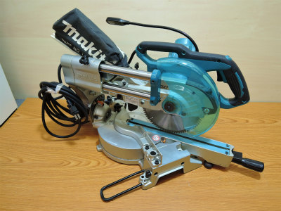 2022年4月買取
スライドマルノコ
makita LF0717FL