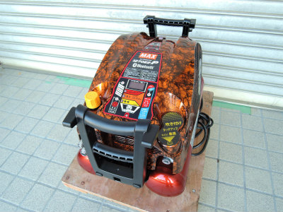 2023年2月買取
エアコンプレッサ
MAX AK-L1270E2P
